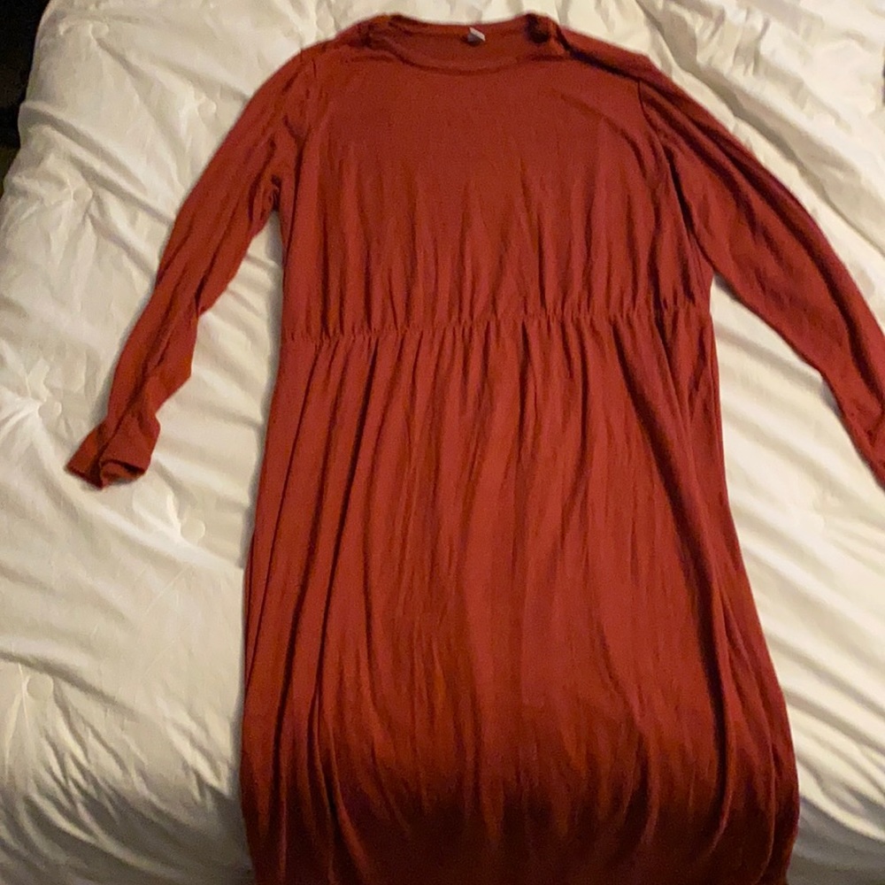 NWOT super soft midi dress w/ long sleeves